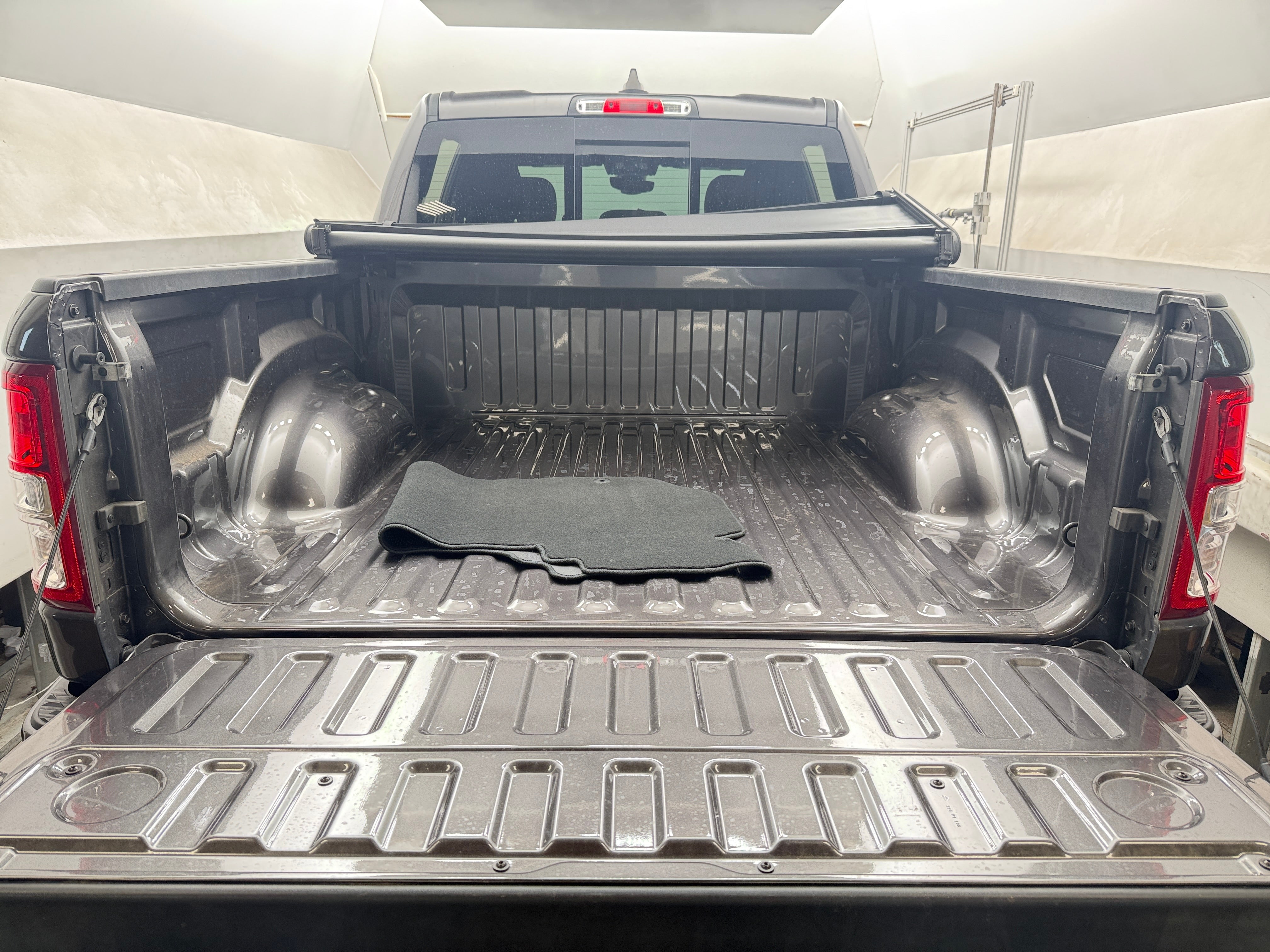 ram ram 1500 pickup 2023 1C6RREFG5PN693859 image ram ram 1500 pickup 2023 1C6RREFG5PN693859 image